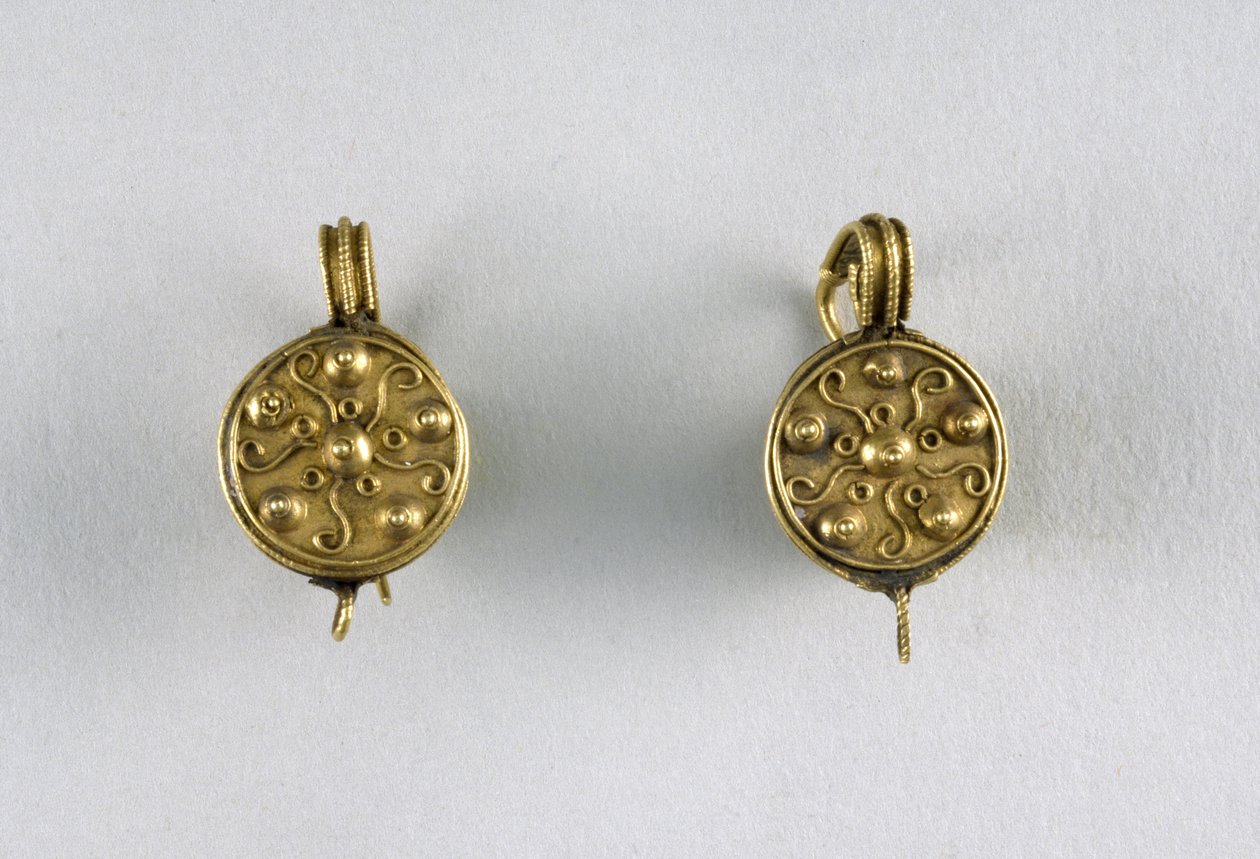 Disc øredobber, ca. 1. århundre (gull) av Byzantine