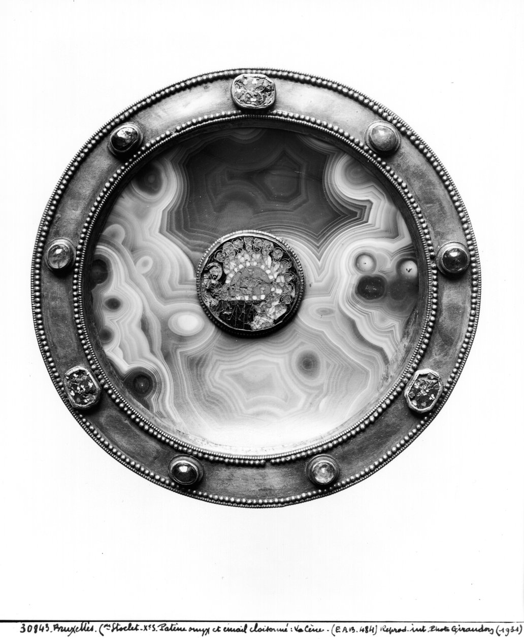 Paten med en medaljong som viser nattverden, 900-1000-tallet (onyx og emalje) av Byzantine