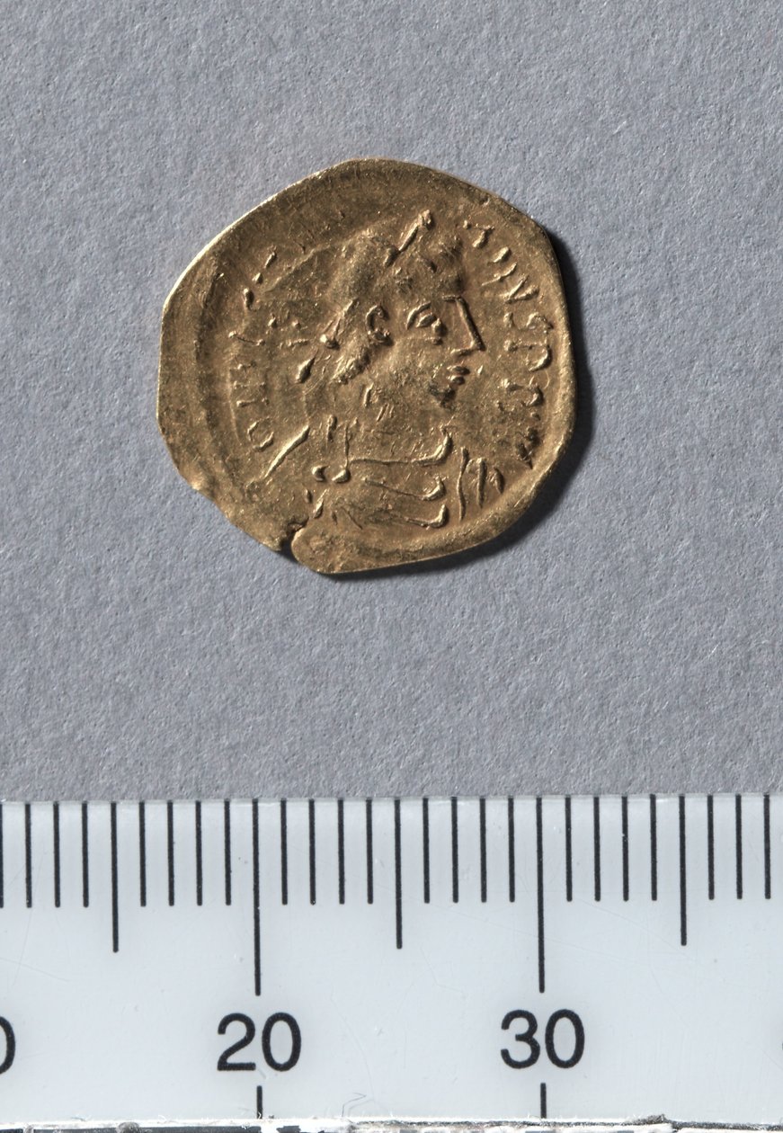 Half Tremissis av Justinian I, Konstantinopel, 527-565 (gull) av Byzantine School