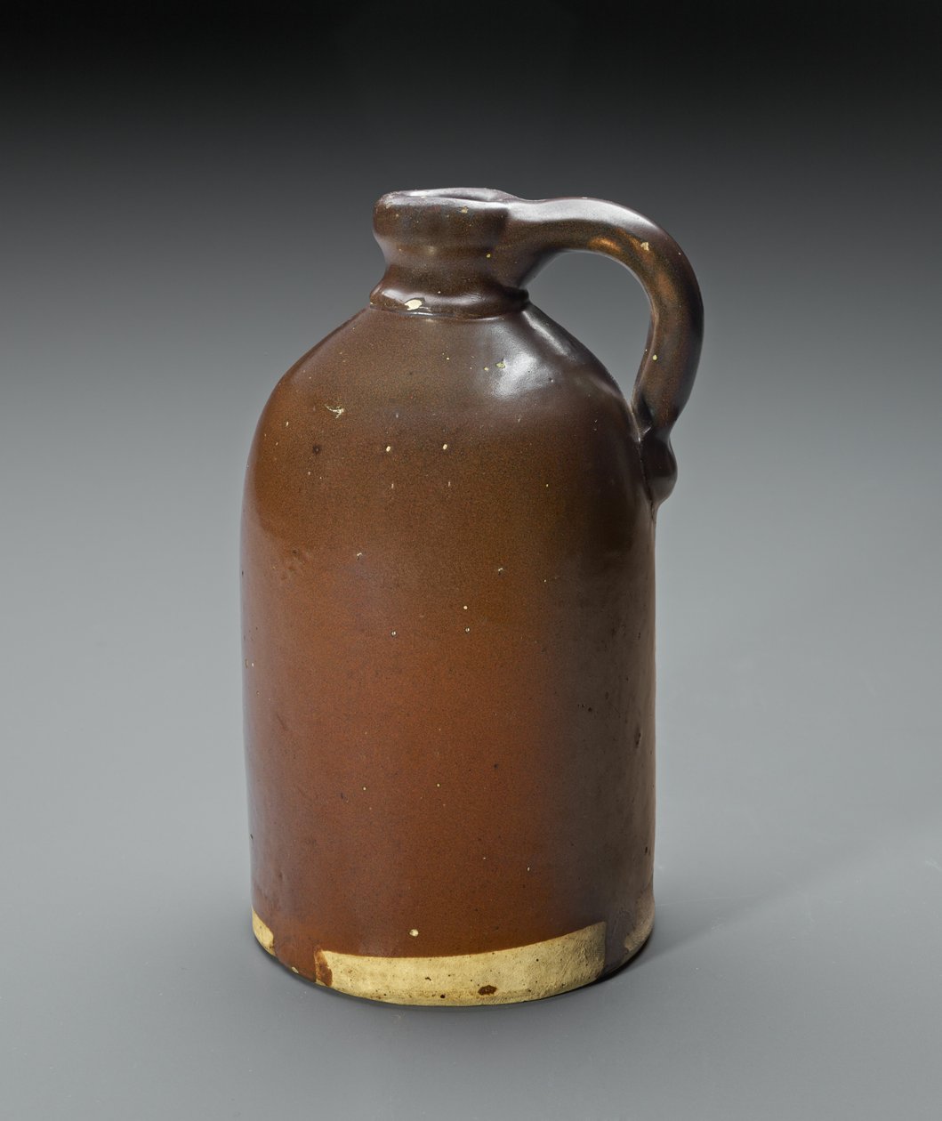 Kanne, c. 1870-1872 (slipglasert steintøy) av C. William Knox