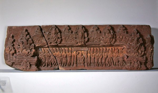 Overligger som skildrer myten om opprinnelsen til Linga og kroningen av en konge, 2. - 7. århundre (sandstein) av Cambodian Cambodian