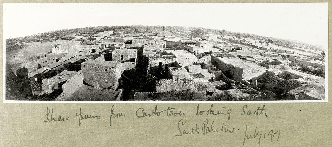 Khan Yunis fra slottstårnet, Sør-Palestina, juli 1917 av Capt. Arthur Rhodes
