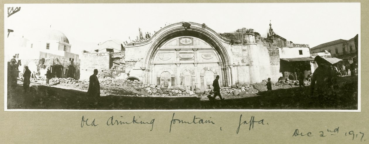 Gammel drikkefontene, Jaffa, 2. desember 1917 av Capt. Arthur Rhodes