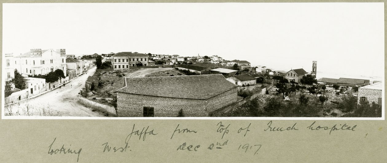 Jaffa fra toppen av det franske sykehuset med utsikt mot vest, 2. desember 1917 av Capt. Arthur Rhodes