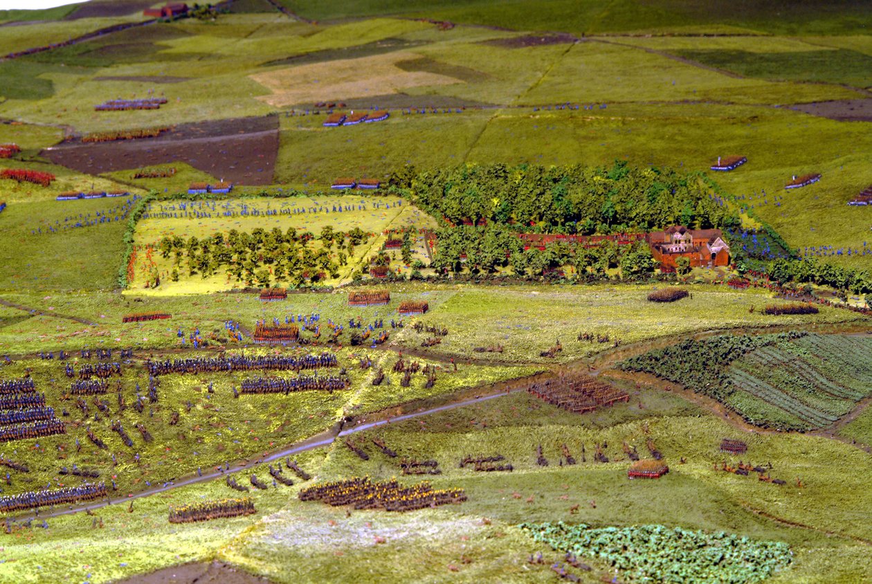 Diorama fra slaget ved Waterloo som viser tropper plassert kl. 19.45 den 18. juni 1815 (blandet media) (detaljer) av Capt. William Siborne