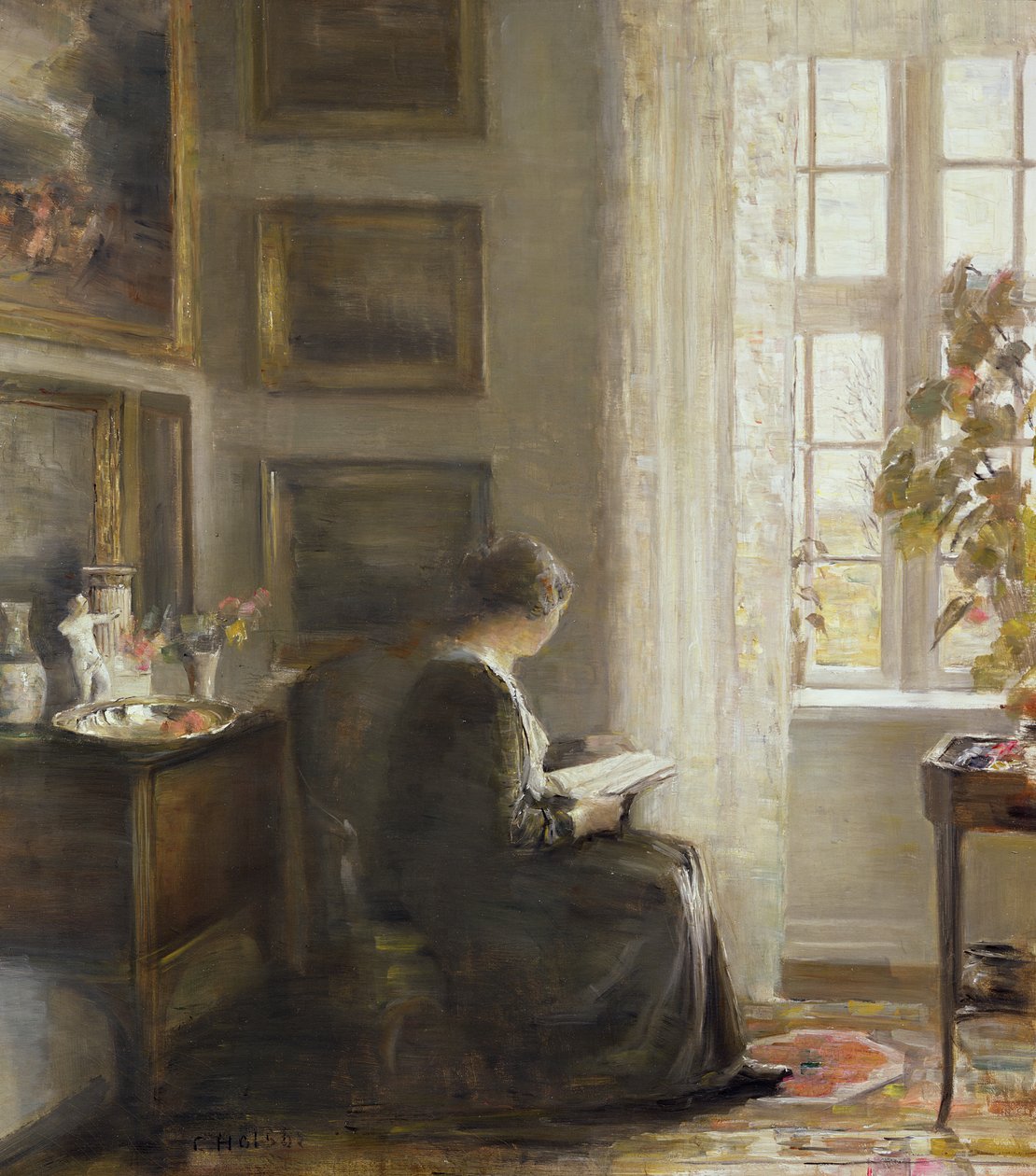 Lesing ved et solfylt vindu av Carl Holsoe