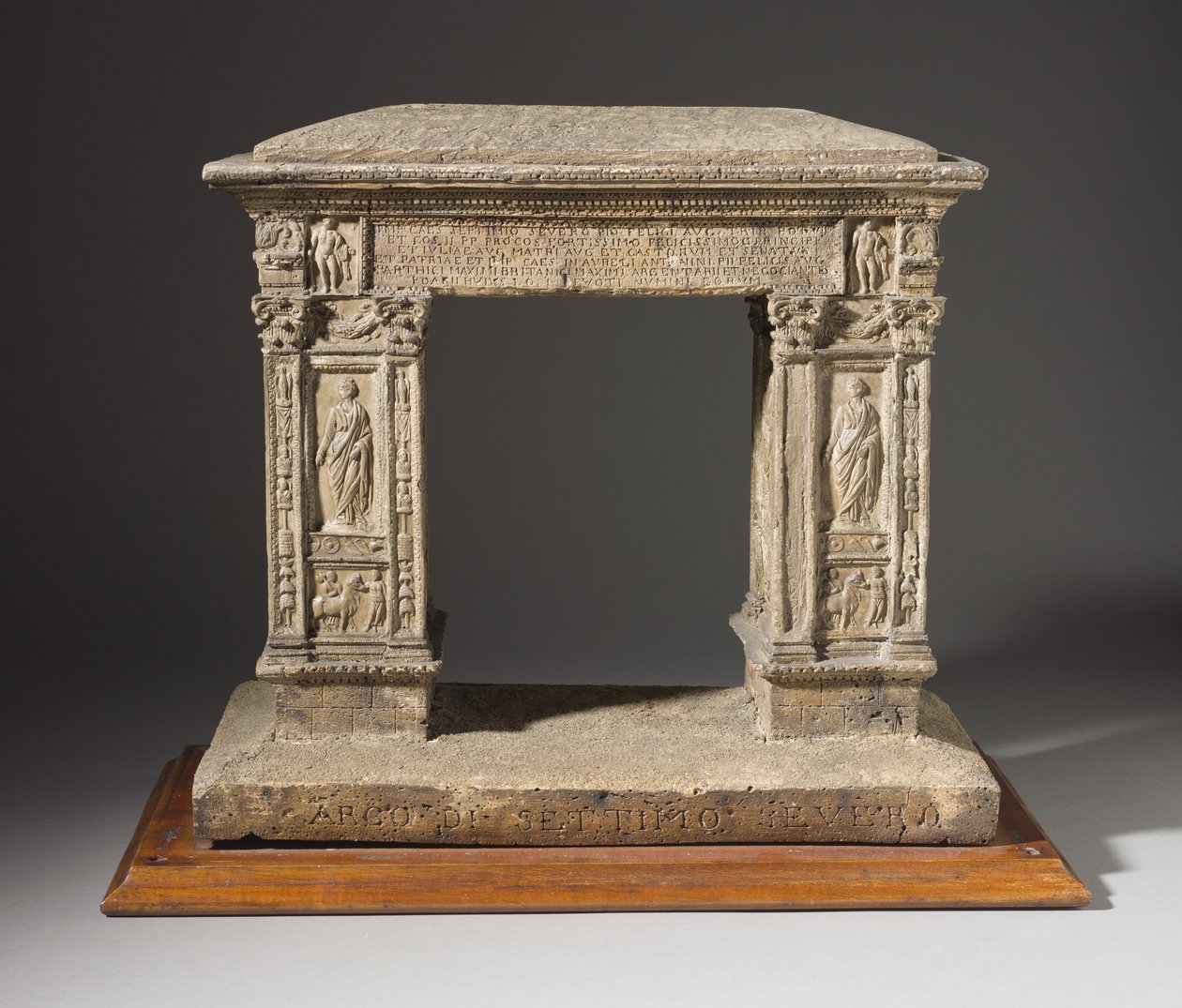 Modell av Arch of the Argentarii, ca. 1792-95 (kork, tonet stukk og sand) av Carl May
