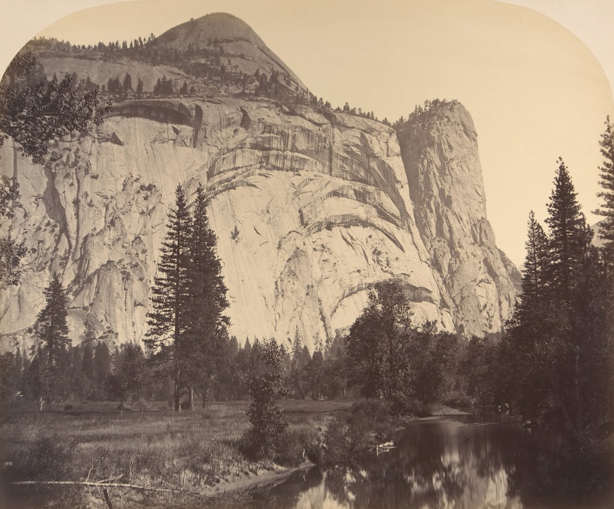 North Dome til venstre - Royal Arches - Washington Columne, 1861, Yosemite. av Carleton Emmons Watkins