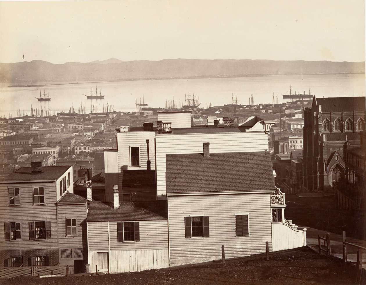 San Francisco, fra California og Powell Streets, 1864, trykt ca. 1876. av Carleton Emmons Watkins