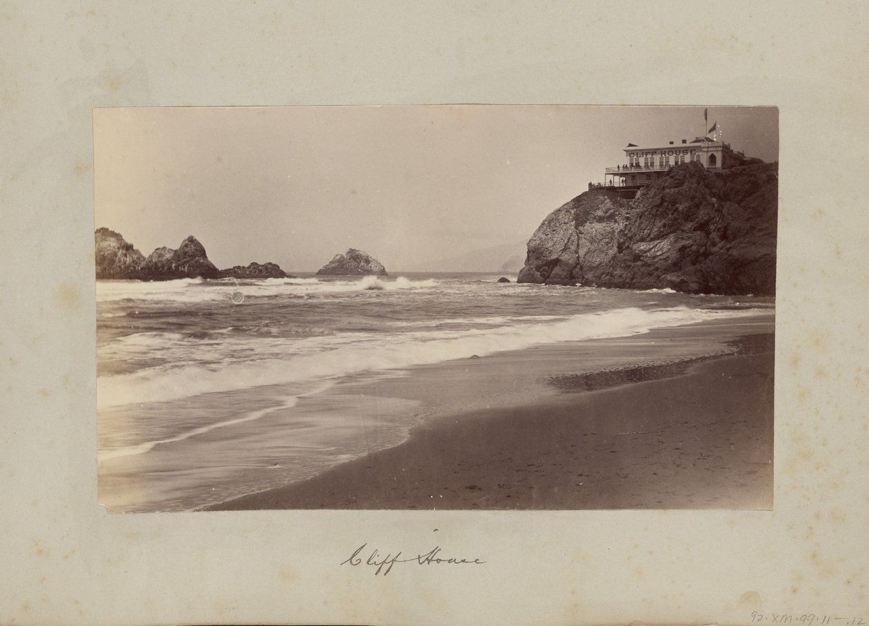 Huset på klippen av Carleton Watkins