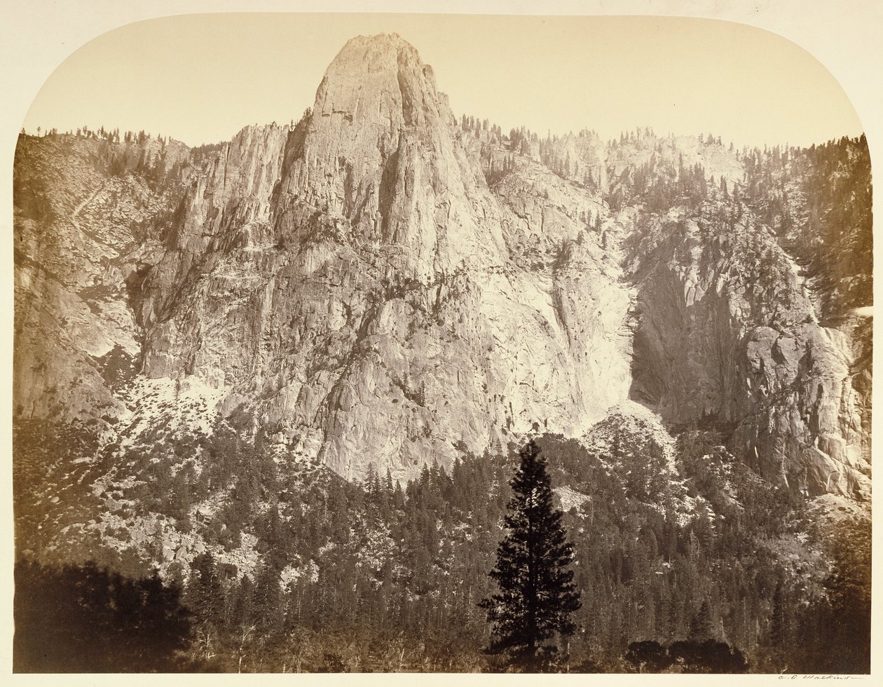 Sentinel (sett forfra), 3270 fot, Yosemite av Carleton Watkins