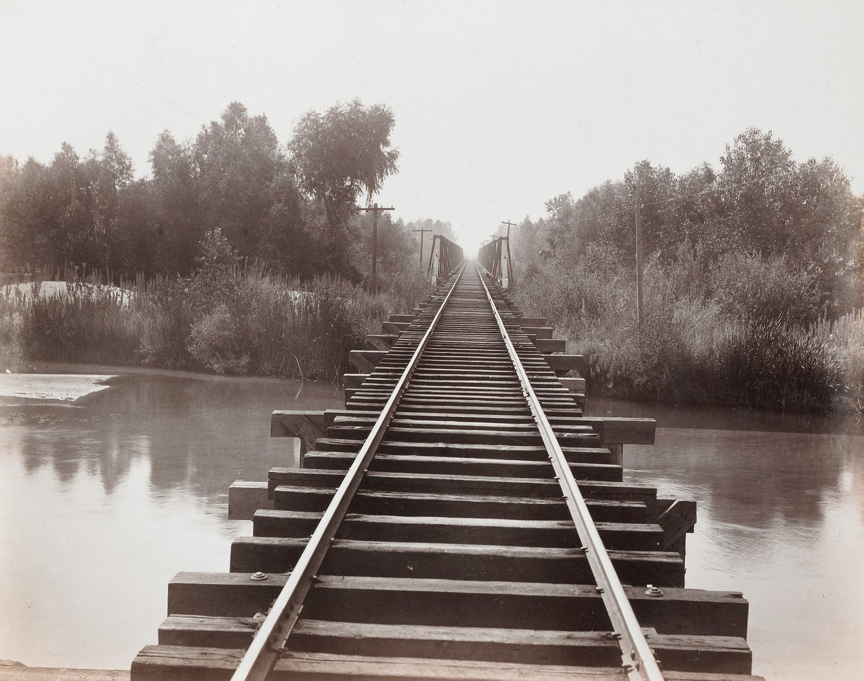 Calloway-kanalen av Carleton Watkins