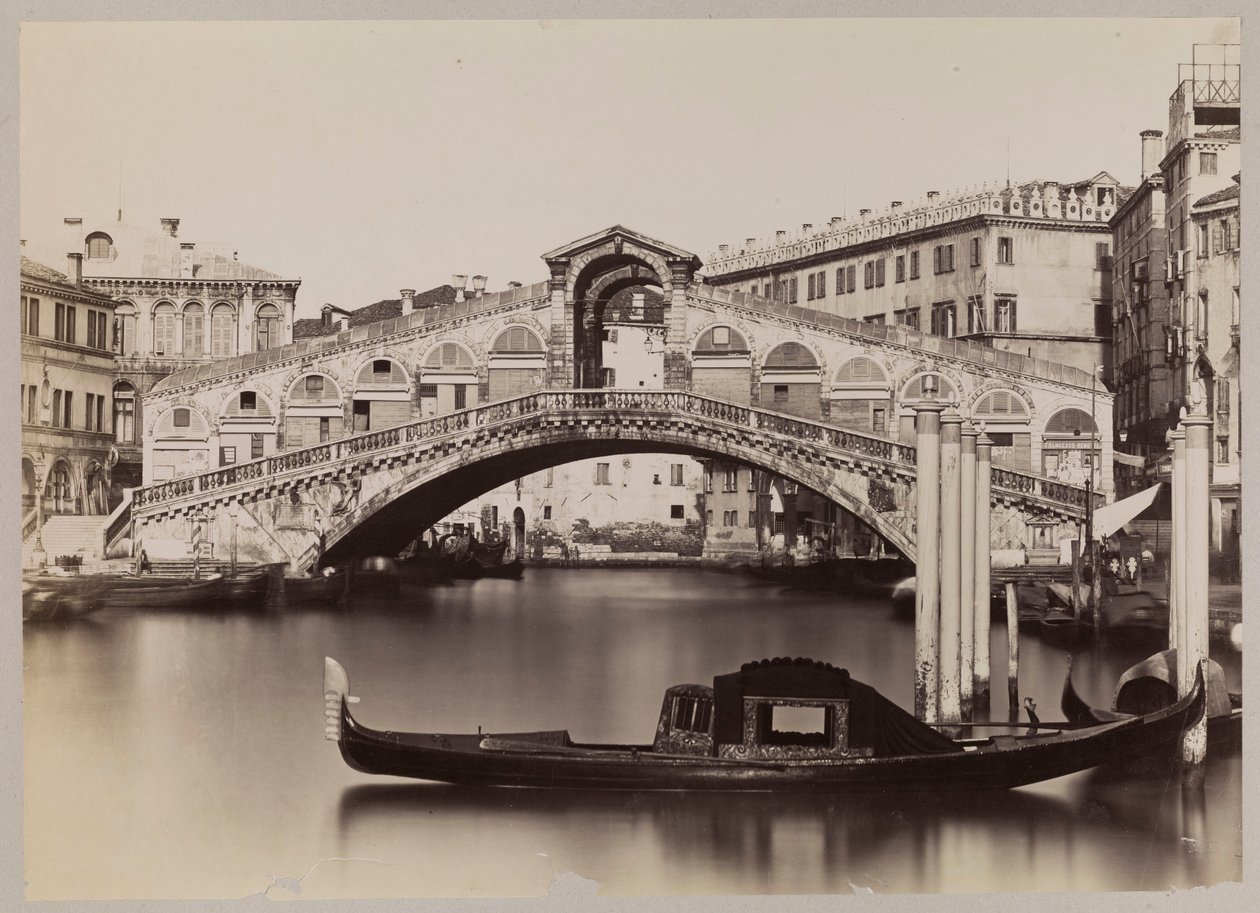 Venezia. Canal Grande med utsikt mot Ponte di Rialto av Carlo Naya
