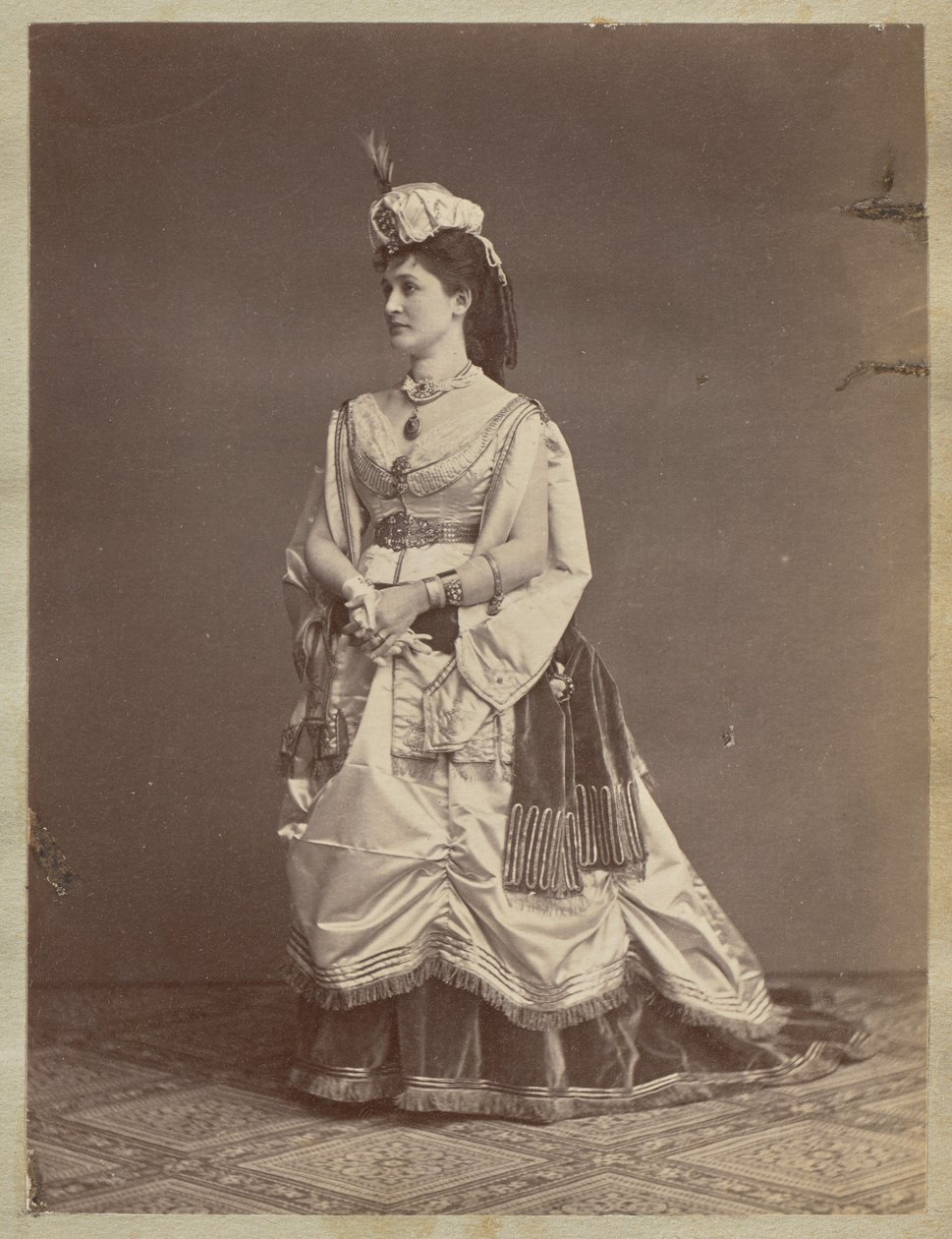  av Carol Szathmari