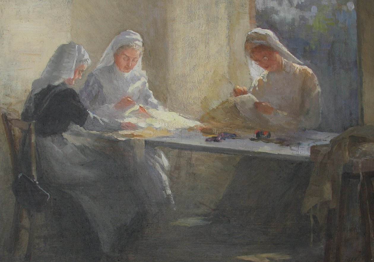 Kensington War Hospital Supply Depot (Kensington Square), tre sykepleiere som sitter ved et bord og syr, ca. 1916 (olje på lerretstavle) av Catherine Ouless