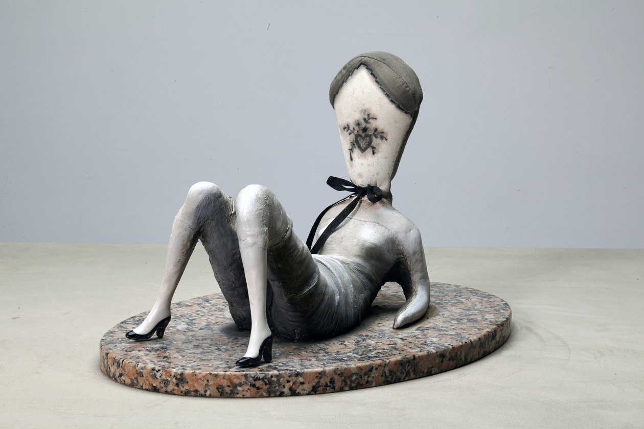  av Cathie Pilkington