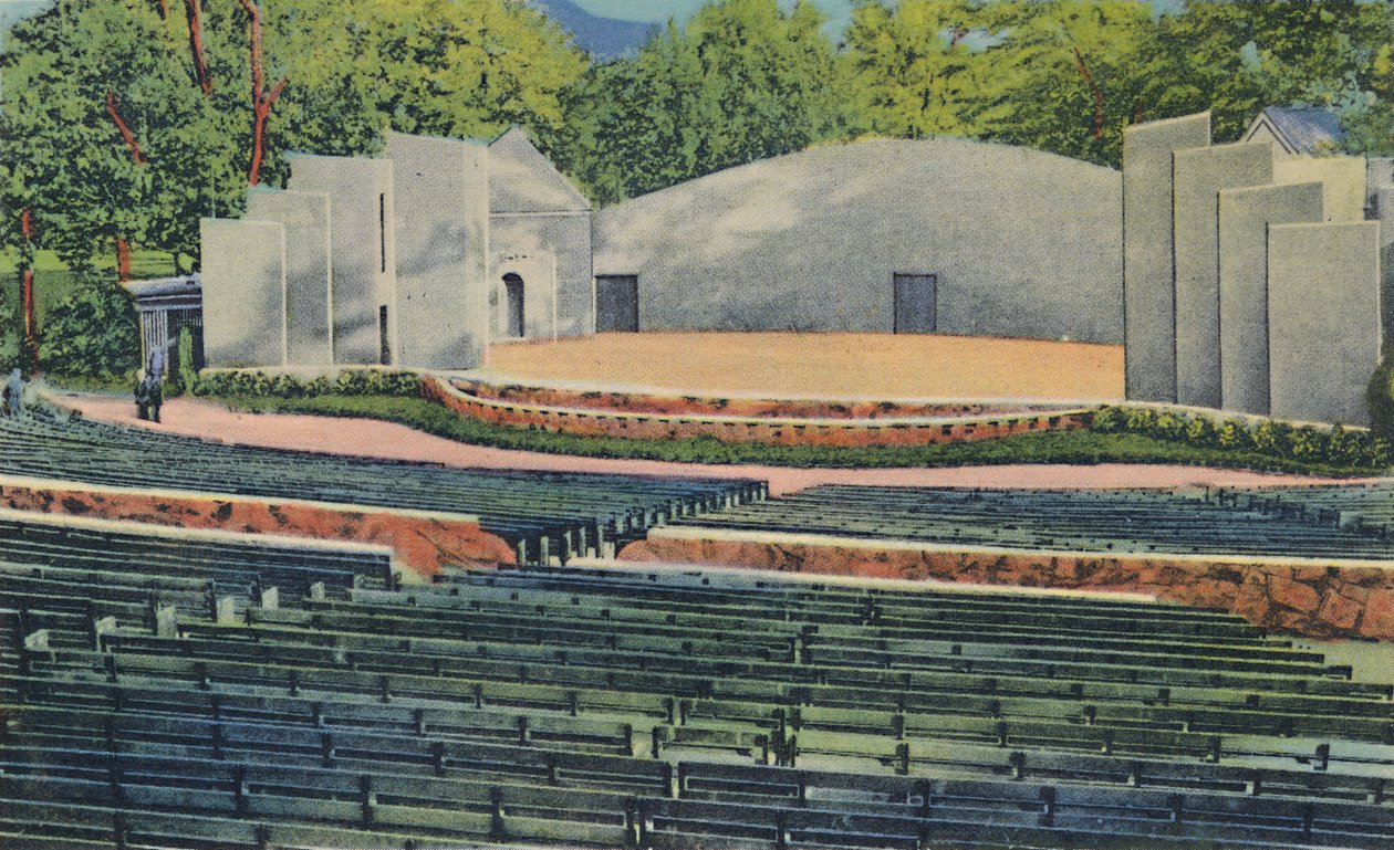 Amfiteater, Iroquois Park, 1942 av Caufield and Shook