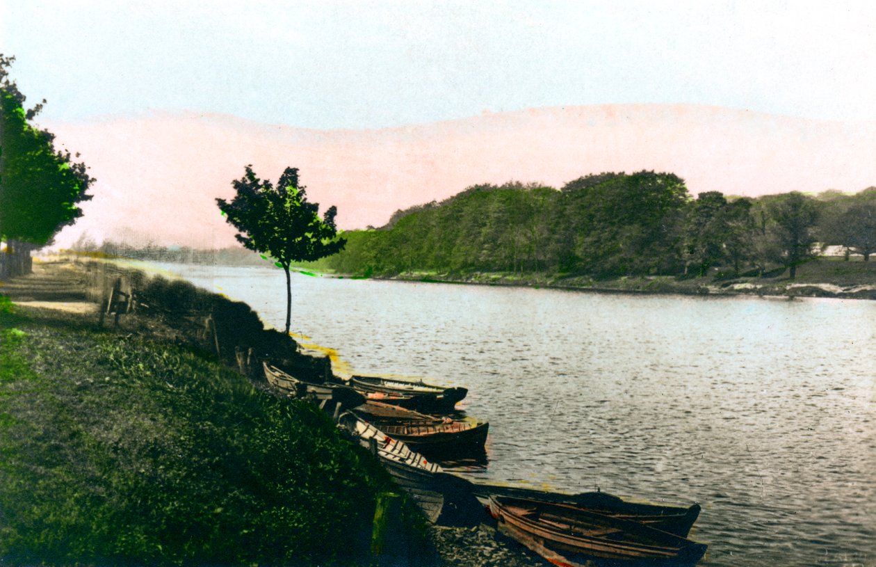 The River Tyne ved Hexham, Northumberland, 1926. av Cavenders Ltd