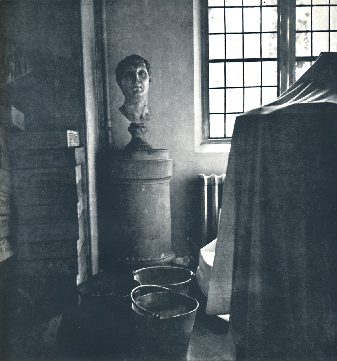 Dynasties pass, 1941 av Cecil Beaton
