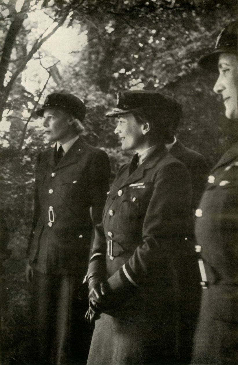 H.R.H. Hertuginnen av Gloucester, luftkommandant, c1943. av Cecil Beaton