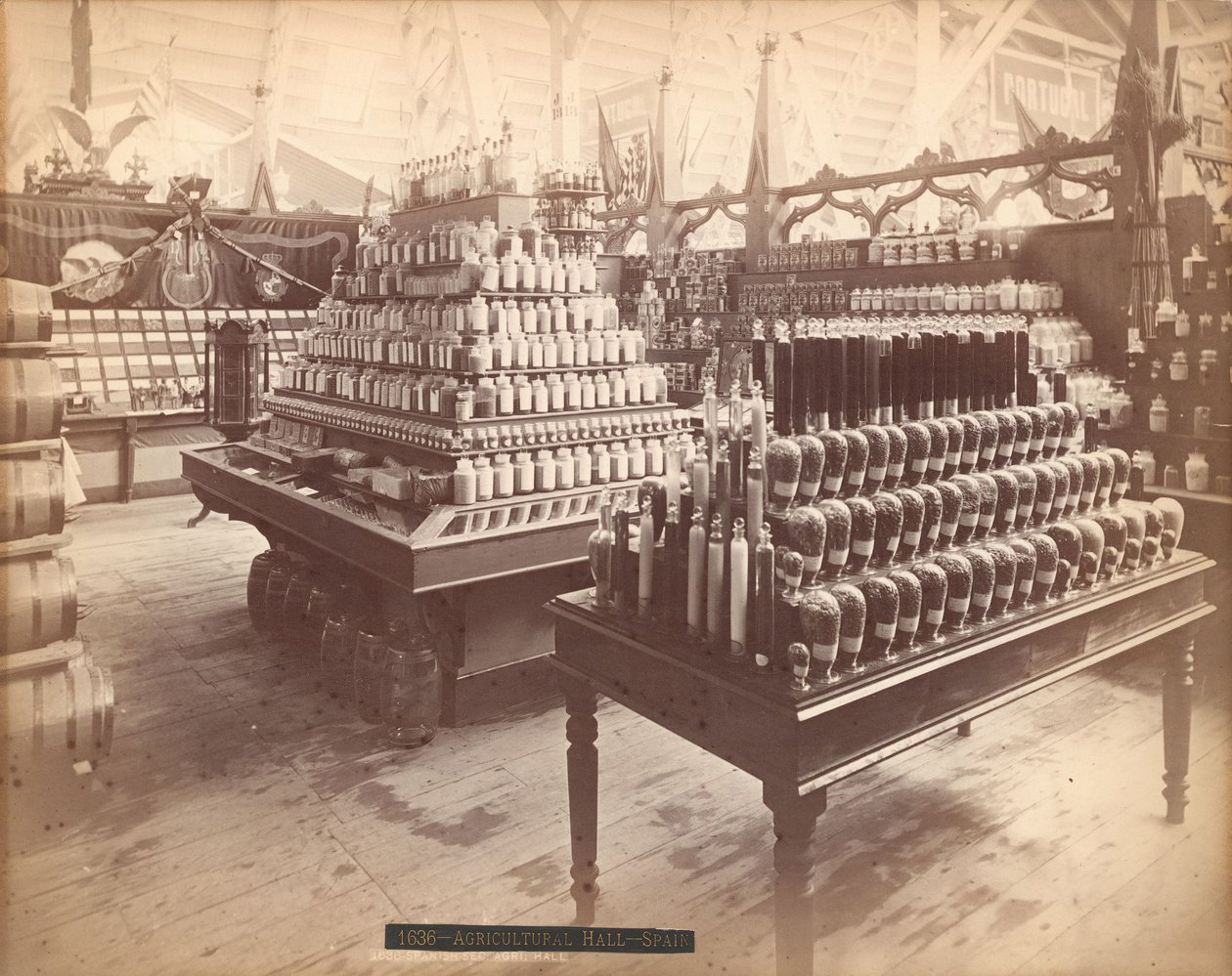 Agricultural Hall - Spania av Centennial Photographic Co.