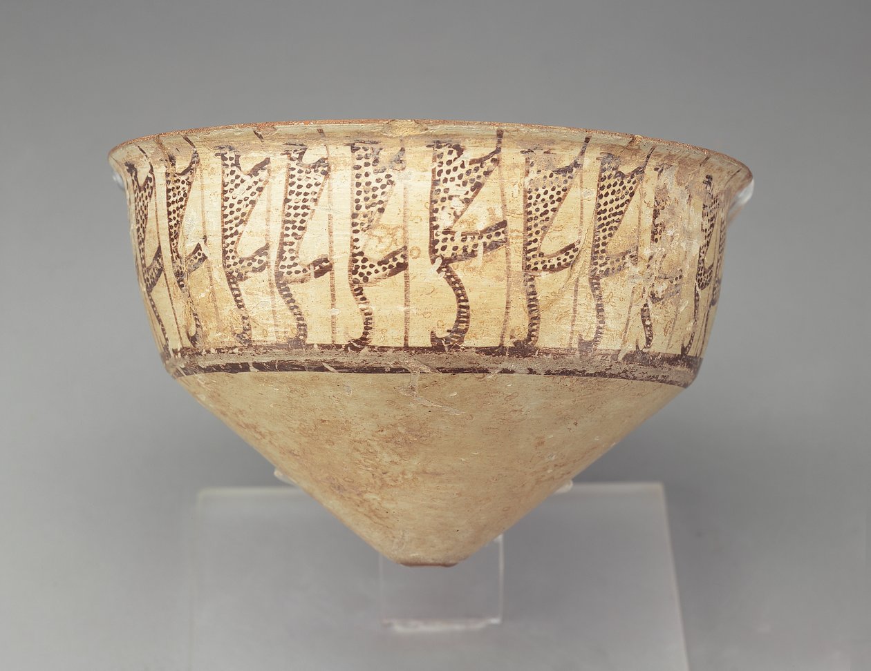 Konisk bolle med leoparddesign, 3500-3000 f.Kr. (buff lertøy) av Chalcolithic