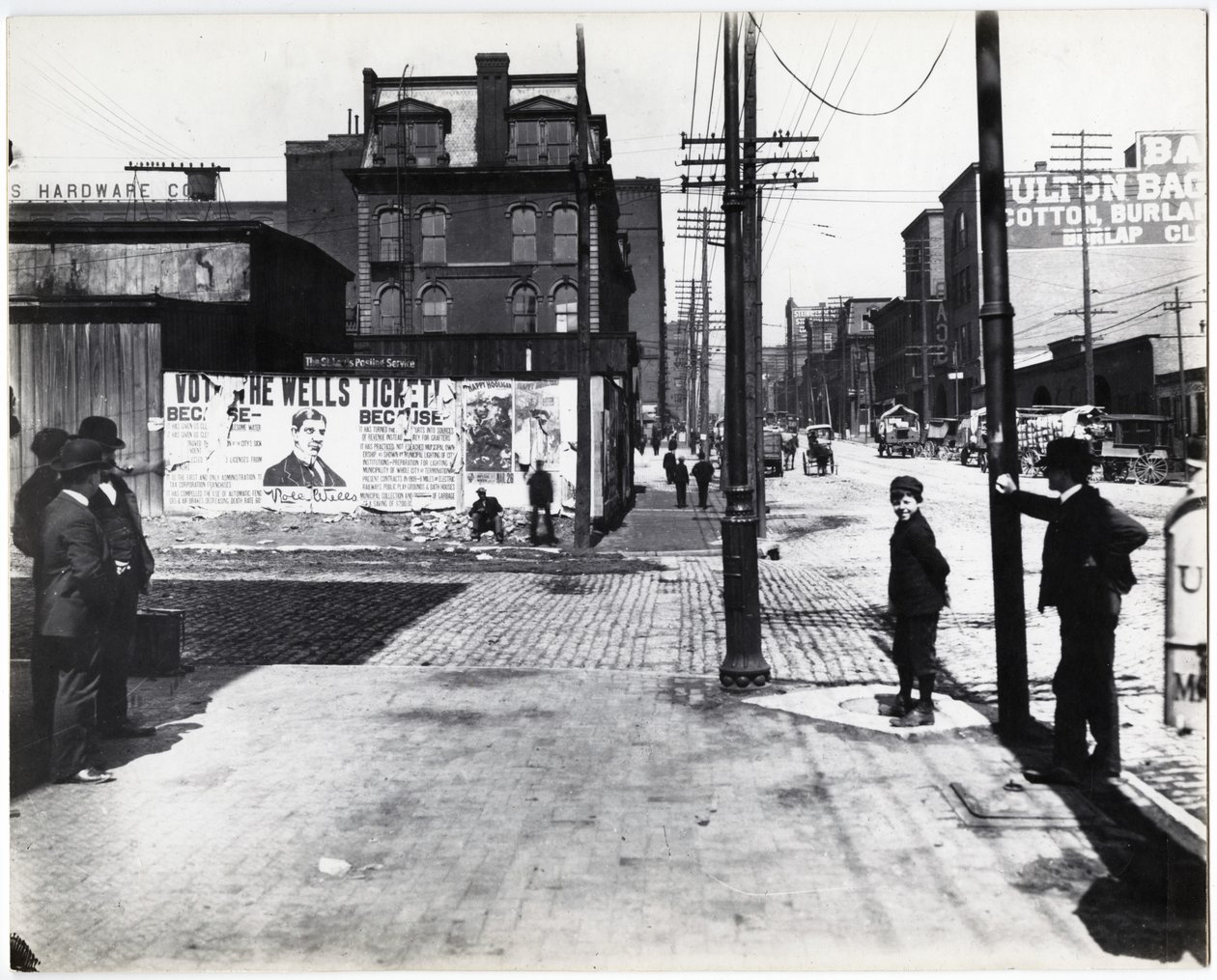 Nordvestlige hjørne av 7th Street og Cerre Street. av Charles Clement Holt