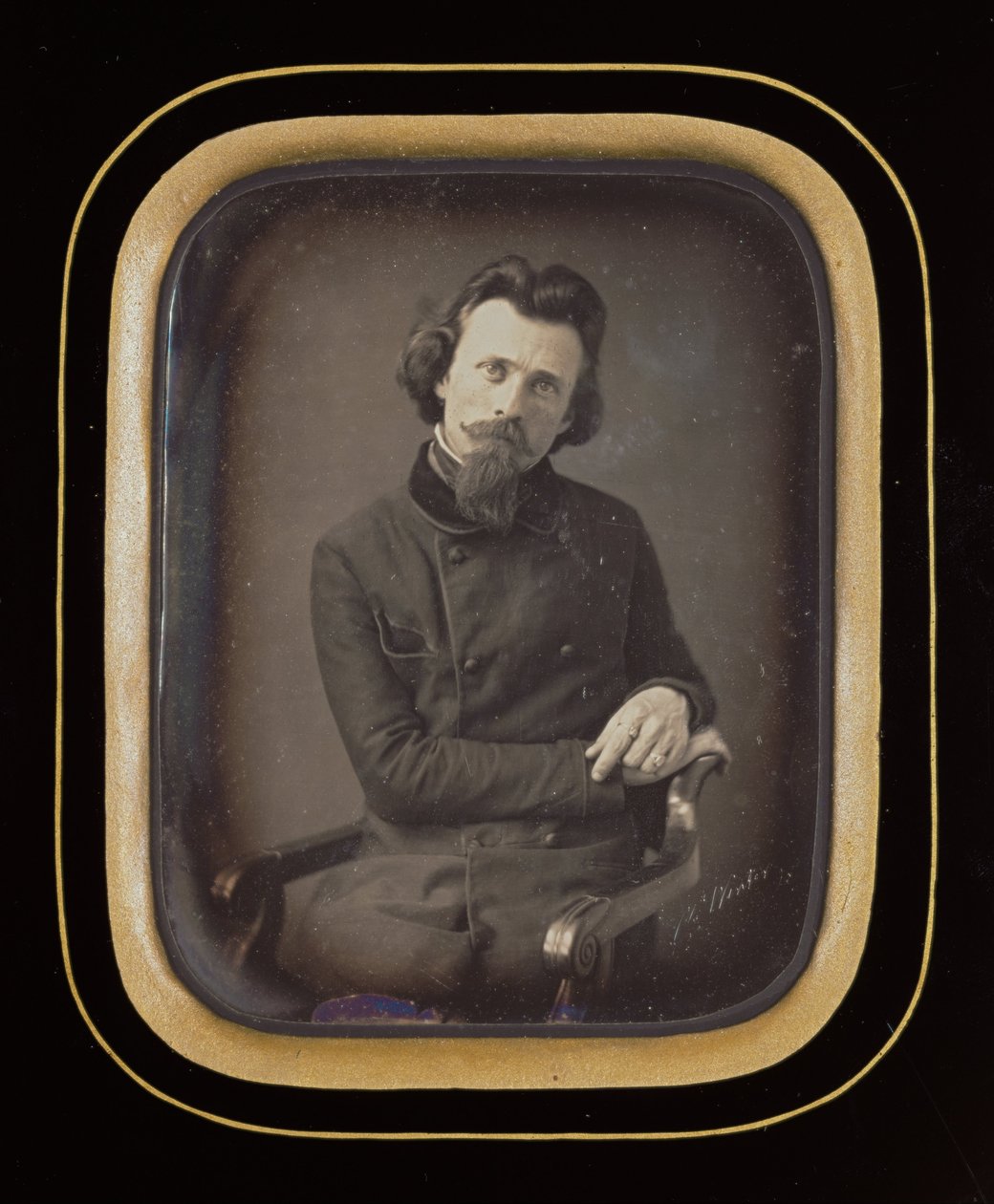 Portrett av en sittende mann av Charles H. Winter