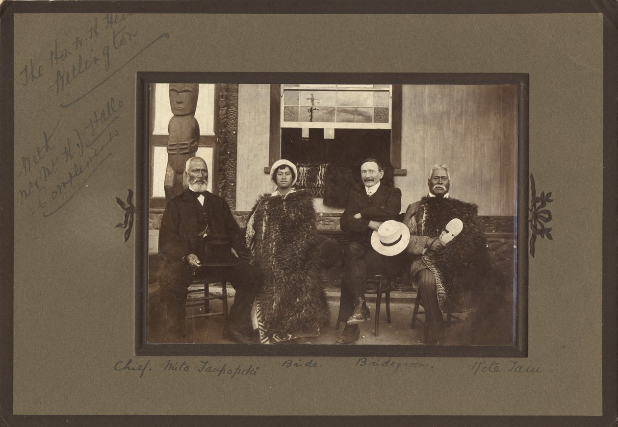 Bryllup, ca. 1920 (sølv gelatintrykk) av Charles Lloyd