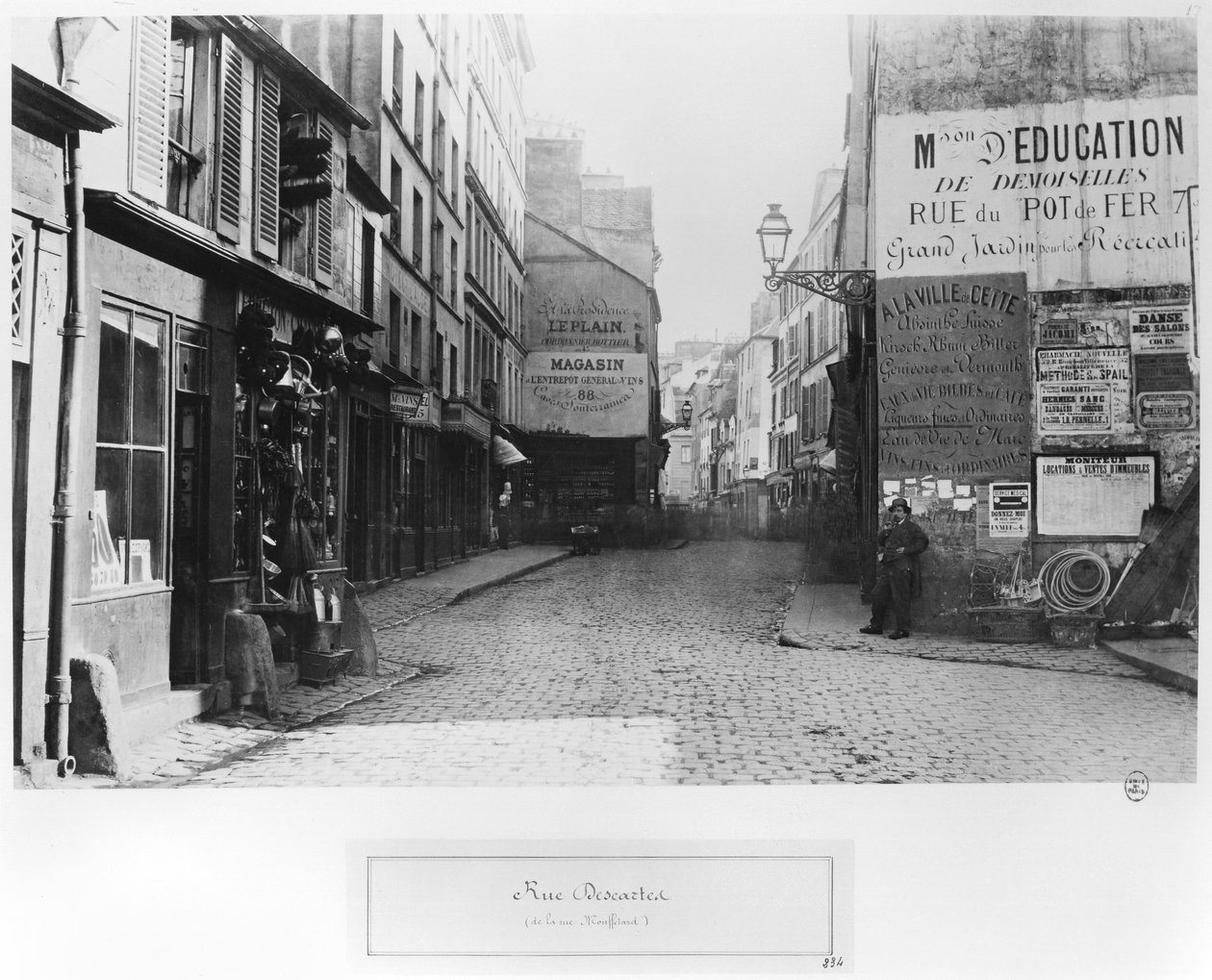 Rue Descartes, fra Rue Mouffetard, Paris, 1858-78 av Charles Marville