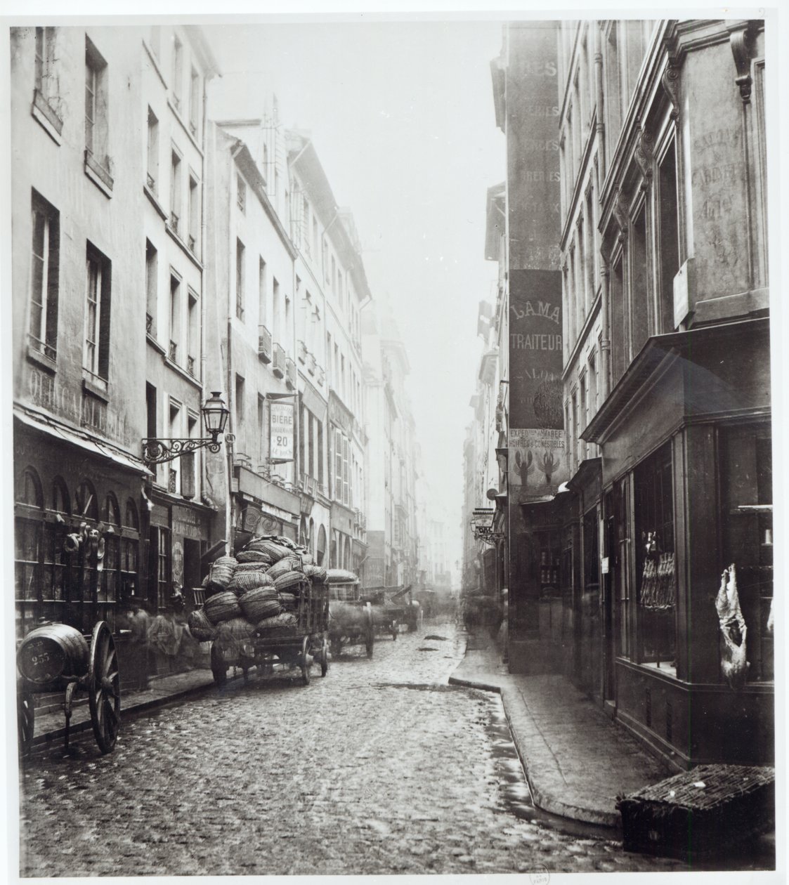 Rue de la Grande Truanderie, fra rue Montorgueil, Paris, 1858-78 av Charles Marville