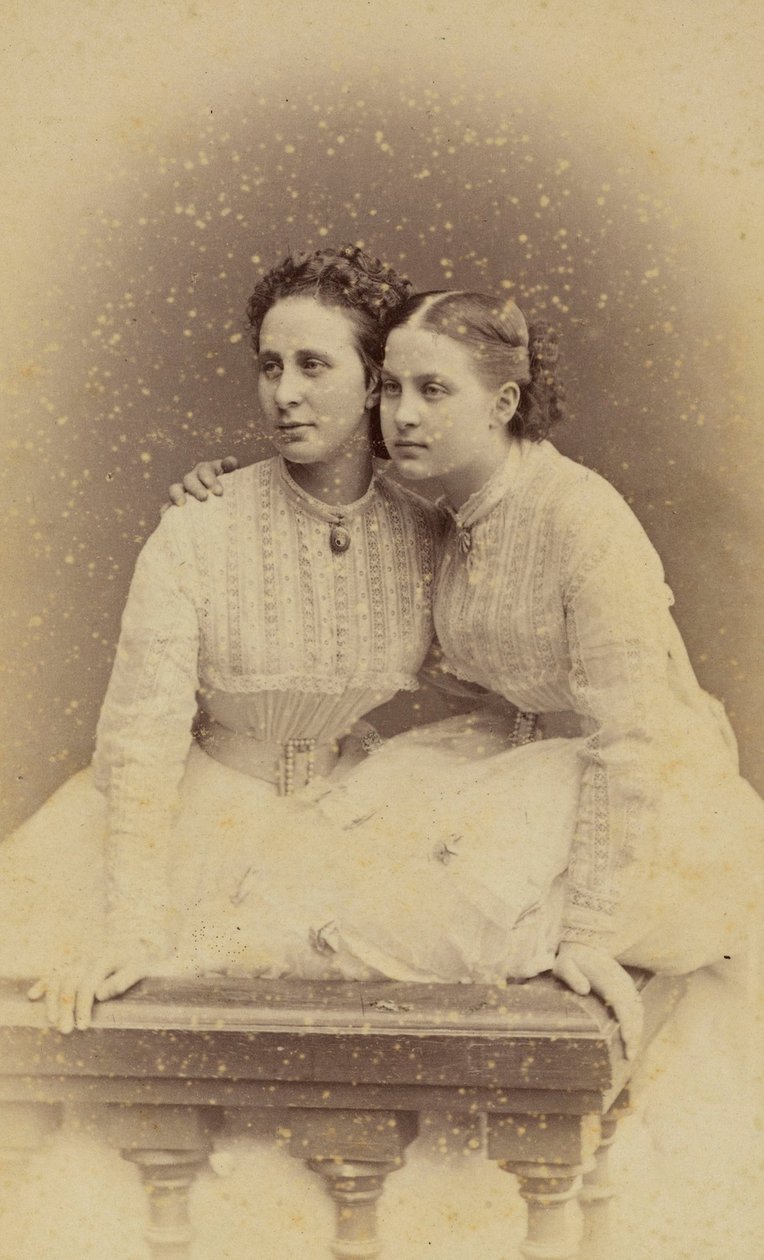 Alexandra Iossifovna av Russland (nee prinsesse Alexandra av Saxe Altenburg) og Olga Constantinovna av Russland - Portrett av storhertuginne Alexandra Iosifovna (1830-1911) og storhertuginne Olga Constantinovna av Russland (1851-1926), av BergKaamasco, Cha av Charles Bergamasco