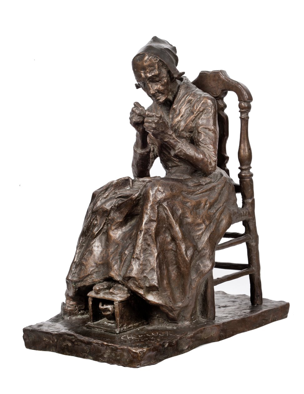 Gammel kvinne reparerer sengetøyet sitt (bronse) av Charles Henri Marie van Wijk