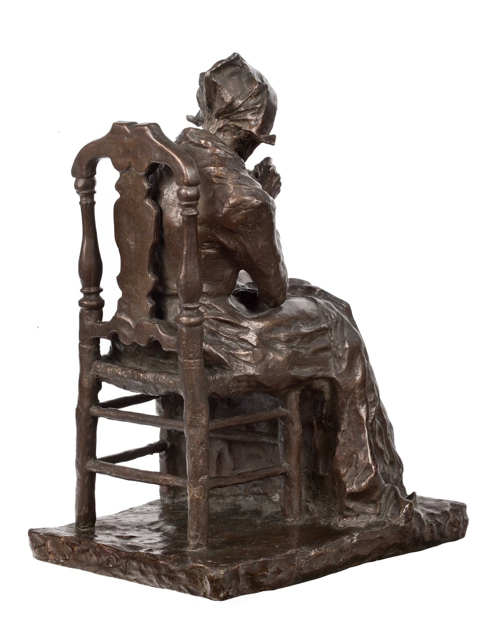 Gammel kvinne reparerer sengetøyet sitt (bronse) av Charles Henri Marie van Wijk