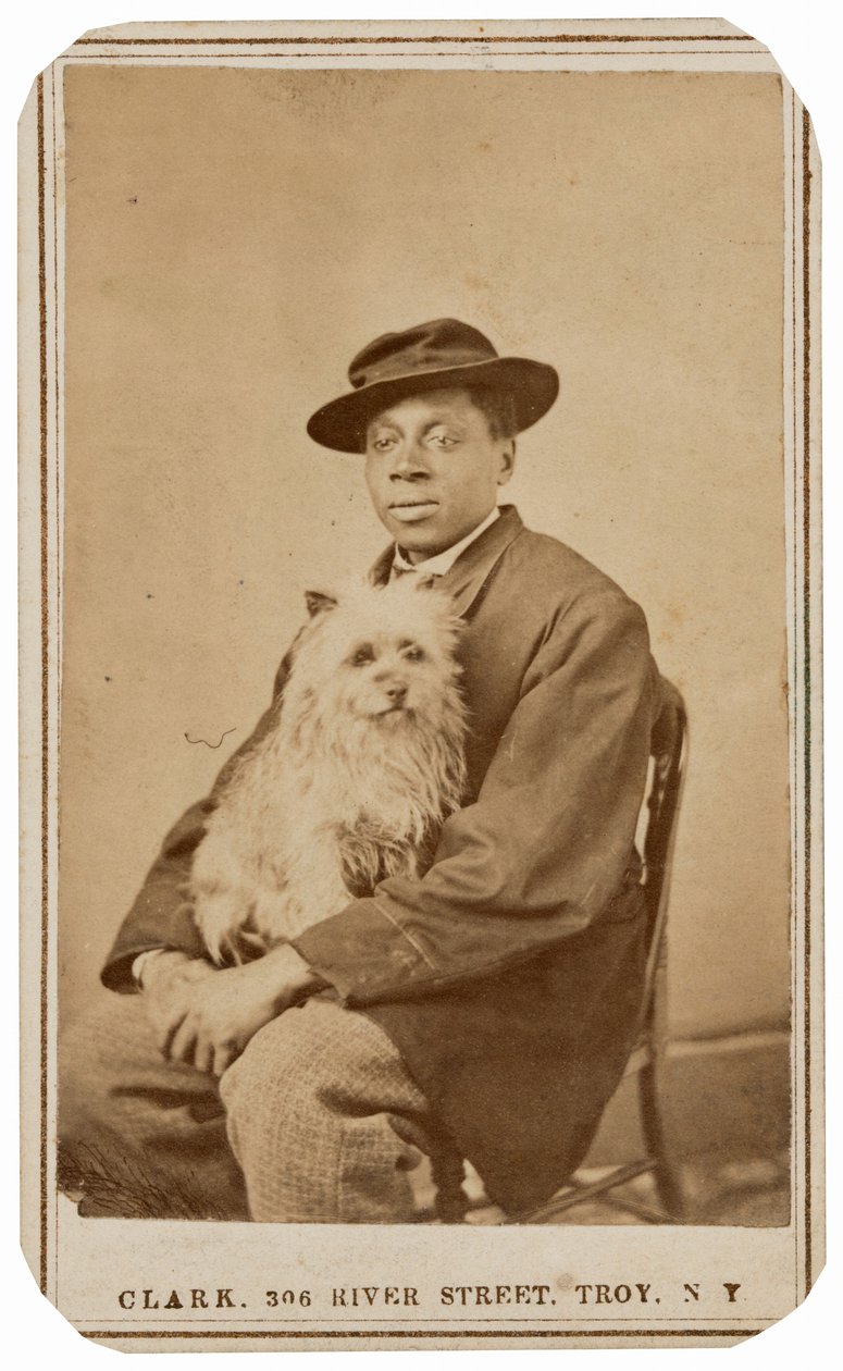  av Charles R. Clark