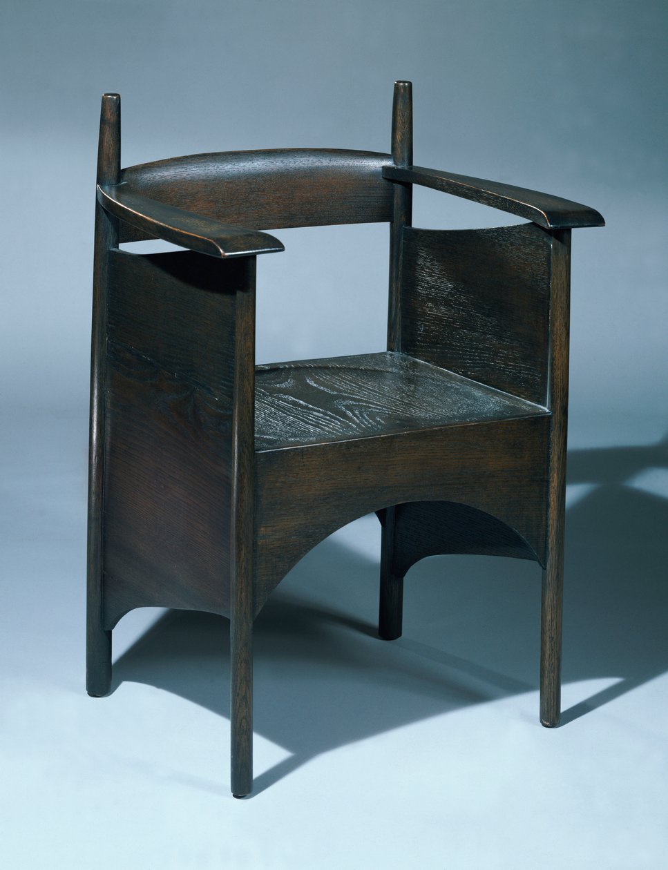 Lenestol designet for Argyle Street Tea Rooms, Glasgow, 1896 av Charles Rennie Mackintosh