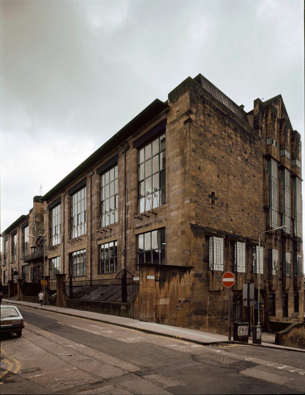 Utsikt over School of Fine Arts designet av arkitekten Charles Rennie Mackintosh (1868-1928) av Charles Rennie Mackintosh