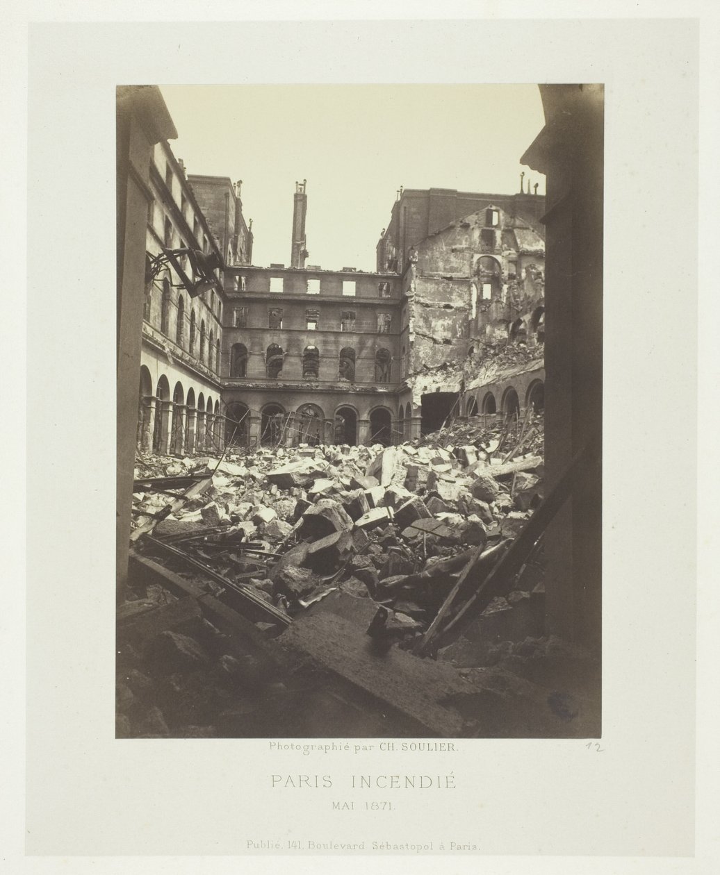 Paris Fire (finansdepartementets indre) av Charles Soulier