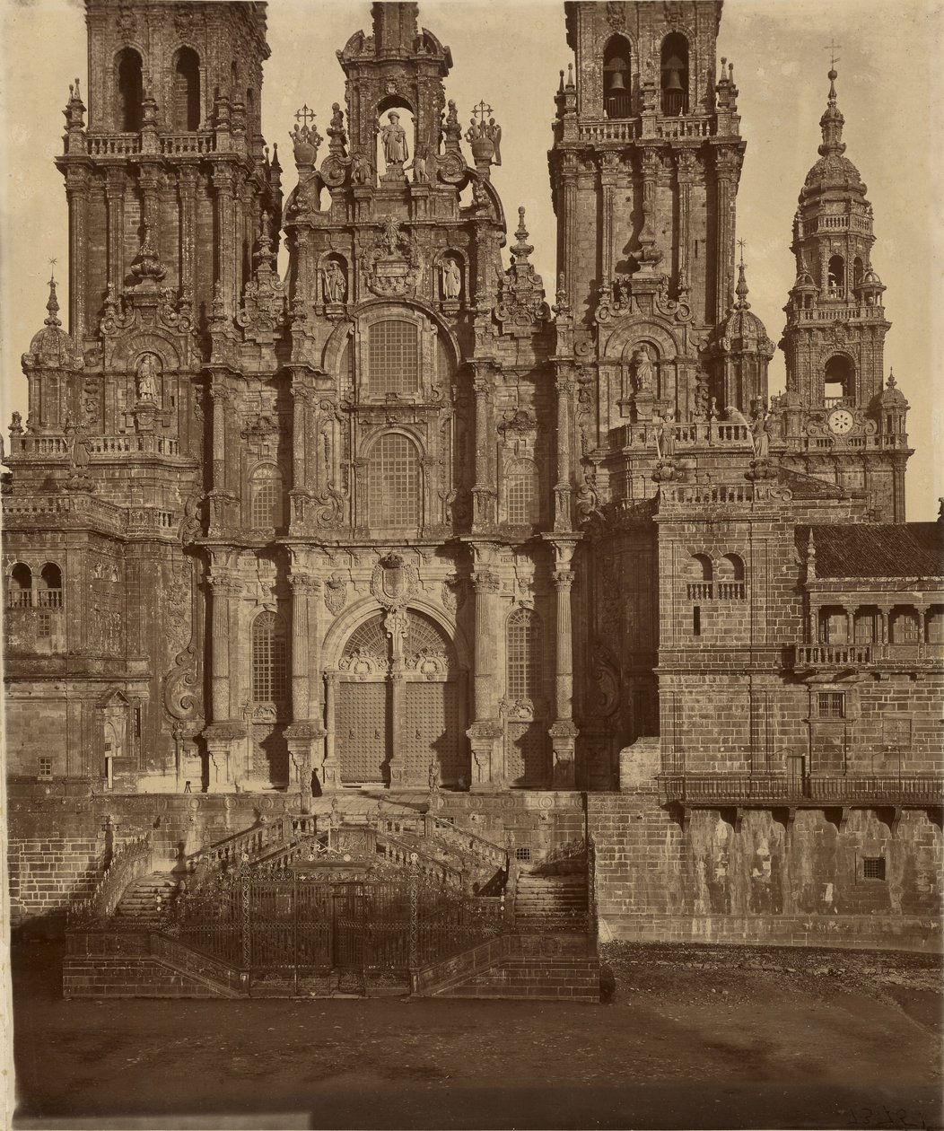Vestfasaden på katedralen i Santiago de Compostela, Spania av Charles Thurston Thompson