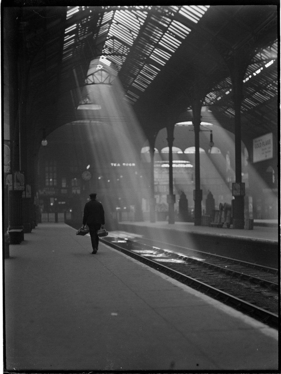 Liverpool Street Station, Liverpool Street, City of London, Greater London Authority, c1932. av Charles William Prickett