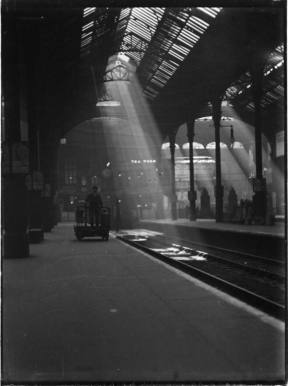 Liverpool Street Station, Liverpool Street, City of London, Greater London Authority, c1932. av Charles William Prickett