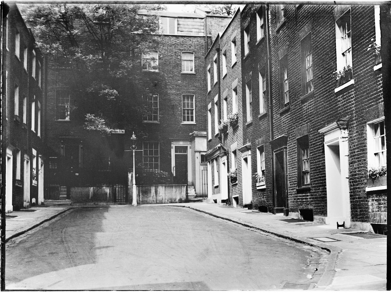 Park Row, Knightsbridge, City of Westminster, Greater London Authority, 1930-tallet. av Charles William Prickett