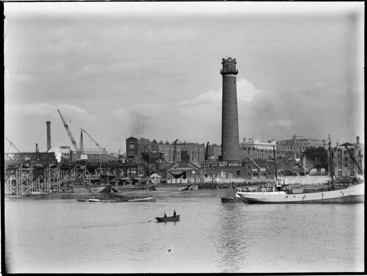 Shot Tower and Lead Works, Belvedere Road, Lambeth, Greater London Authority, 1936. av Charles William Prickett