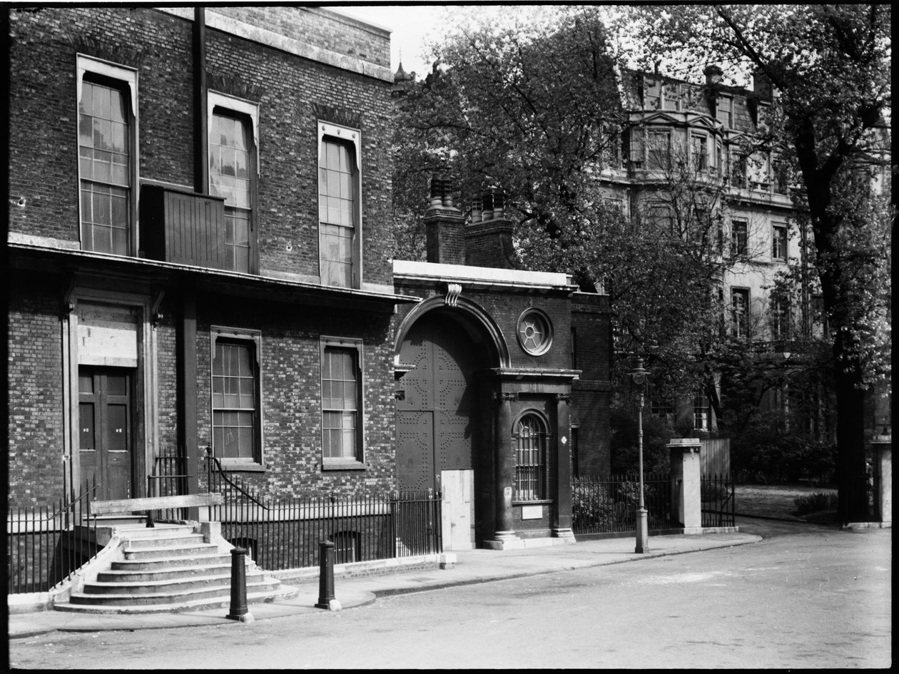 Whitehall Gardens, Whitehall, City of Westminster, Greater London Authority, 1930-tallet. av Charles William Prickett