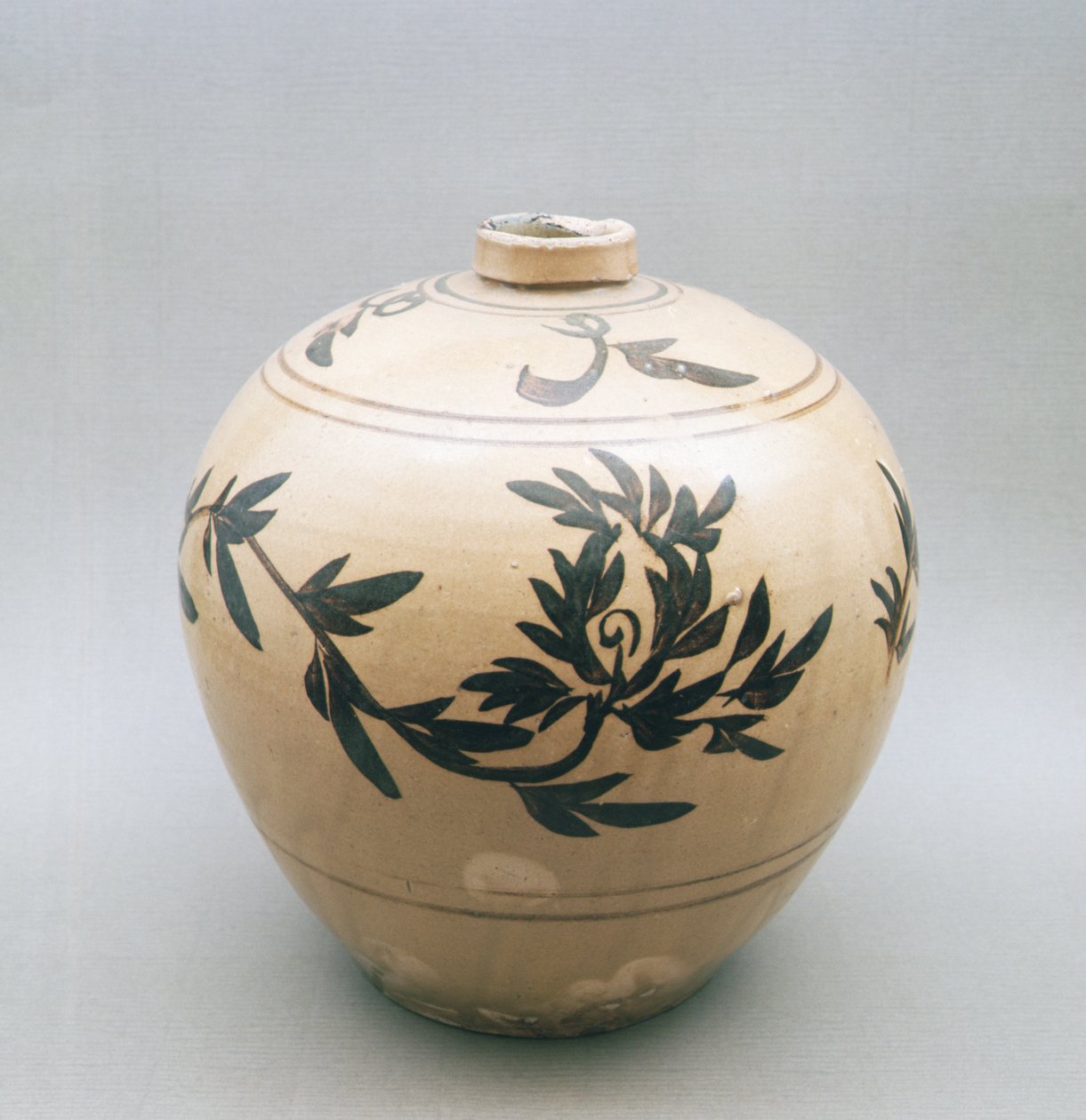 Buffglassert flaske, Sung-dynastiet, 960-1279 (steintøy) av Chinese School