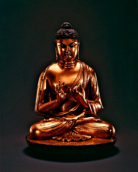 Buddha Vairocana (Dari), Tang-dynastiet (618-907), tidlig på 800-tallet (forgylt blybronse) av Chinese School