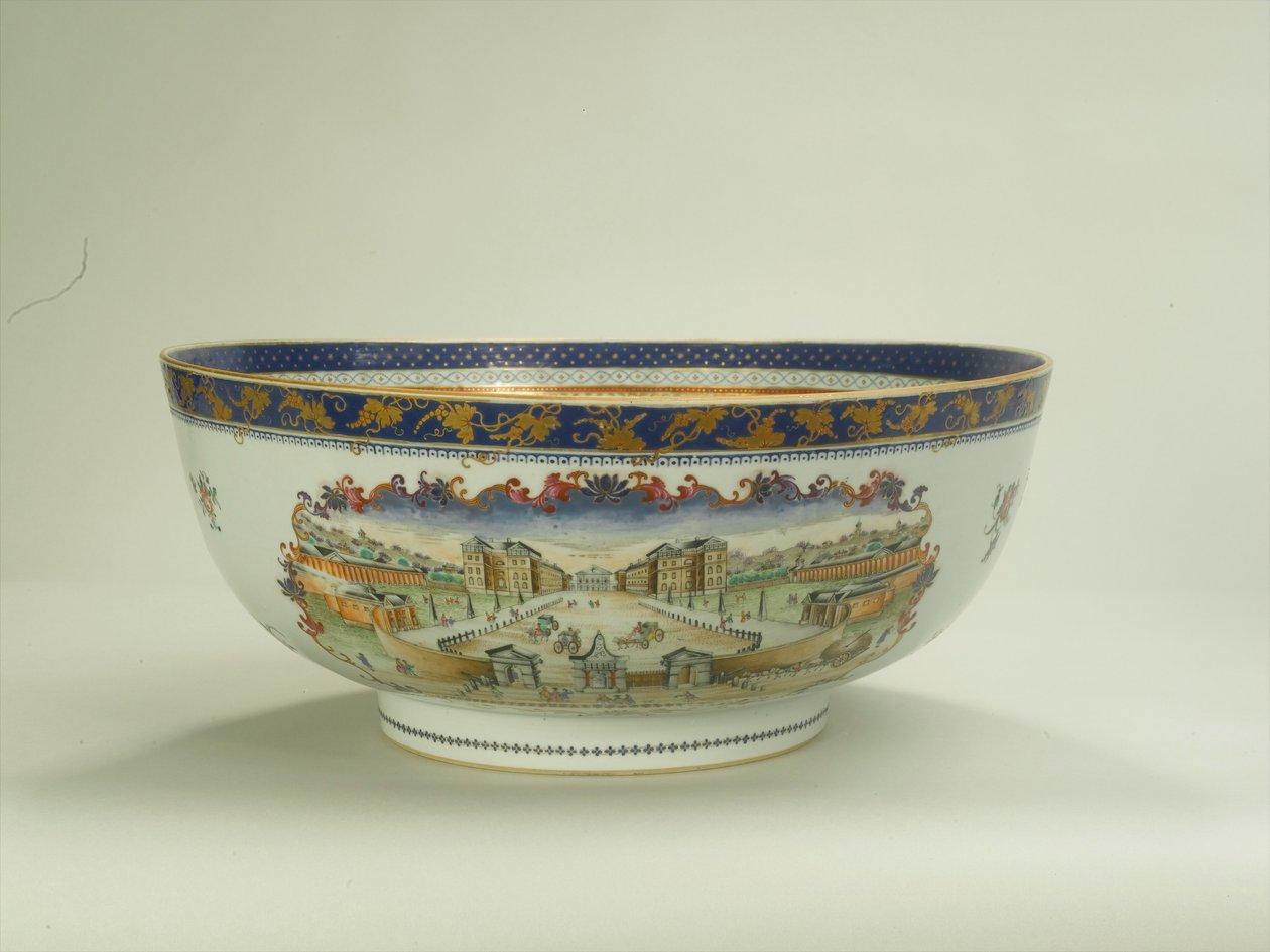 Famille roseskål med ovalt bladpanel som viser Foundling Hospital på 1750-tallet, Qianlong-perioden (1736-95) ca. 1790 (keramikk) (se også 294699) av Chinese School