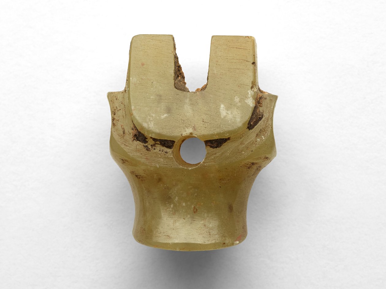 Anheng i form av et storfehode, omarbeidet, ca. 1100-1000 f.Kr. av Chinese School