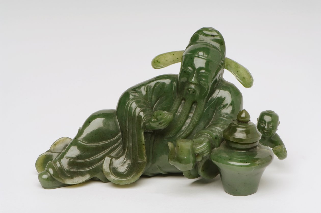 Liggende kinesisk lærd figur (jade) av Chinese School