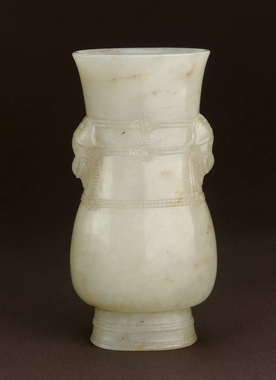 Fartøy med elefantformede ører, ca. 1100-1300-tallet av Chinese School